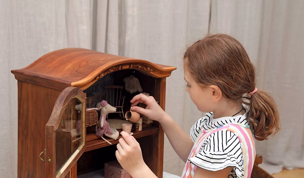 Nr.4 Die kleine Ballerina in ihrer Einraumwohnung – Bild 3
